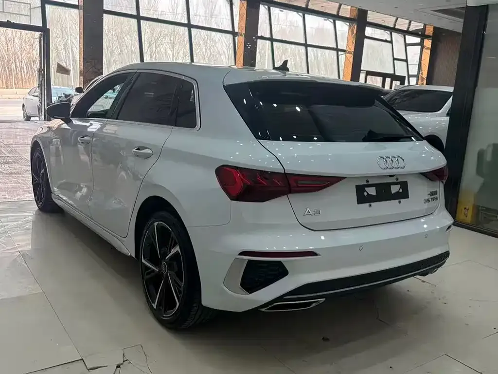 Audi A3 2022 из CN, фото 6