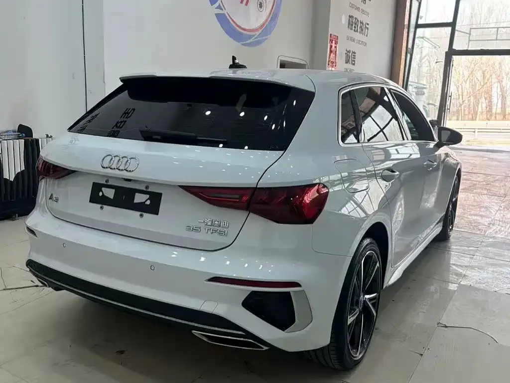 Audi A3 2022 из CN, фото 4