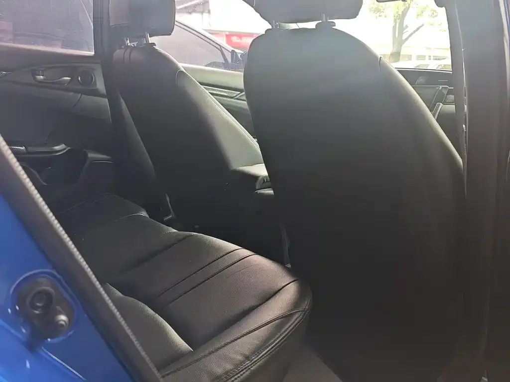 Honda Civic — фото 6