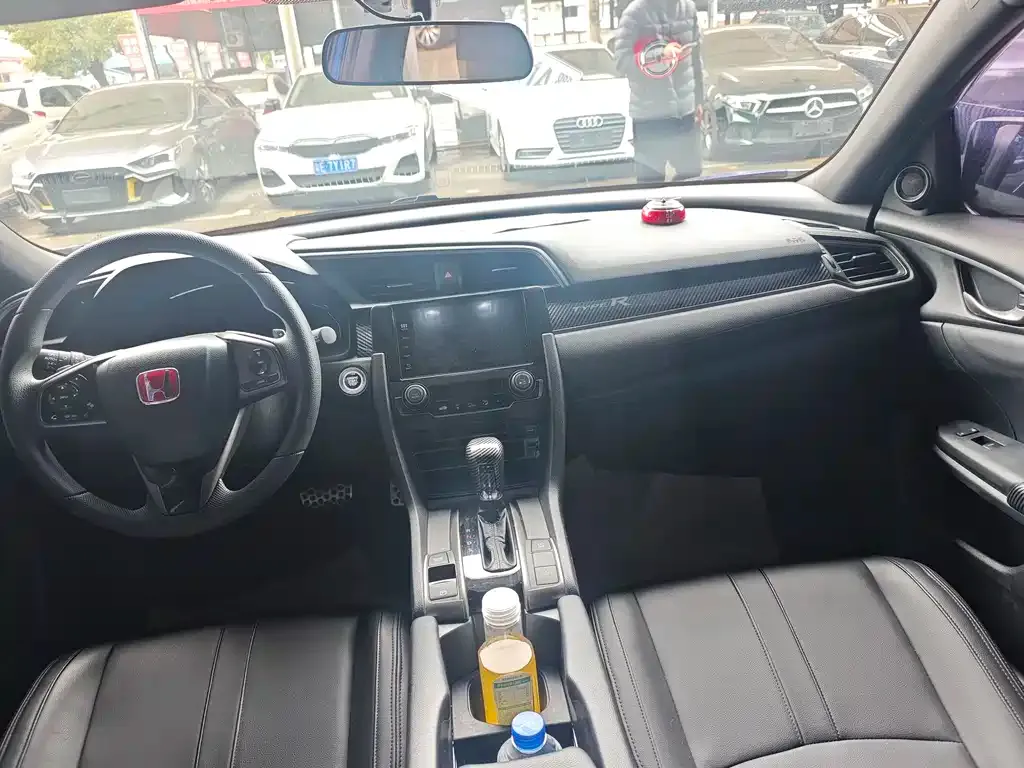 Honda Civic — фото 4