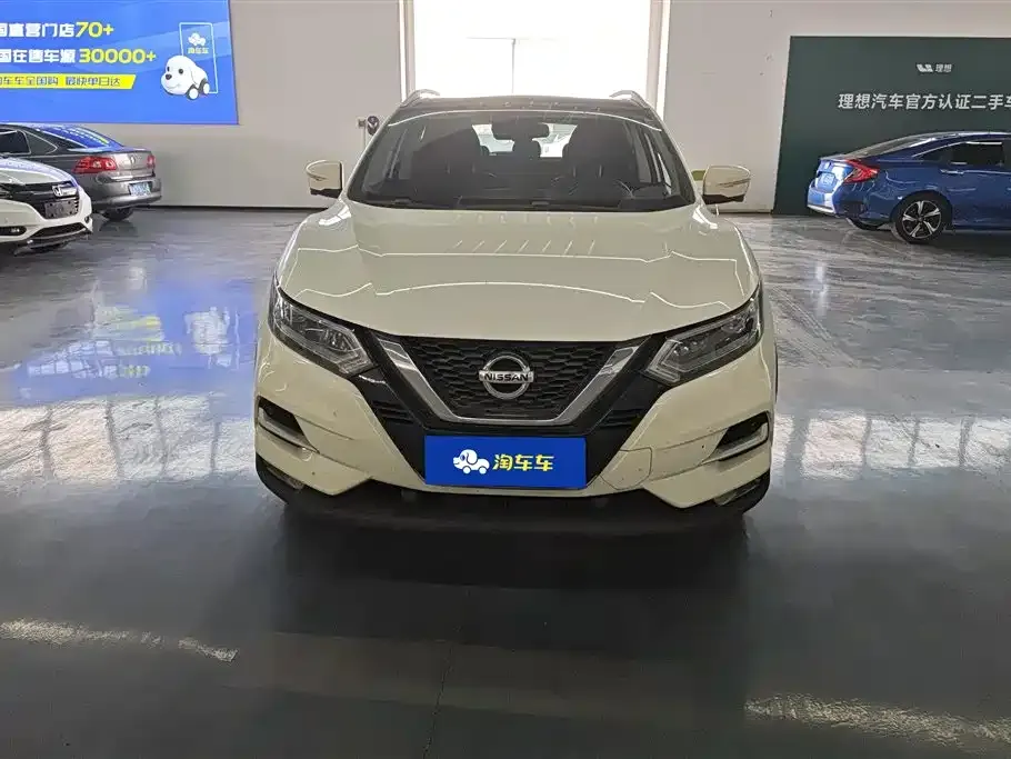 Nissan Qashqai — фото 2