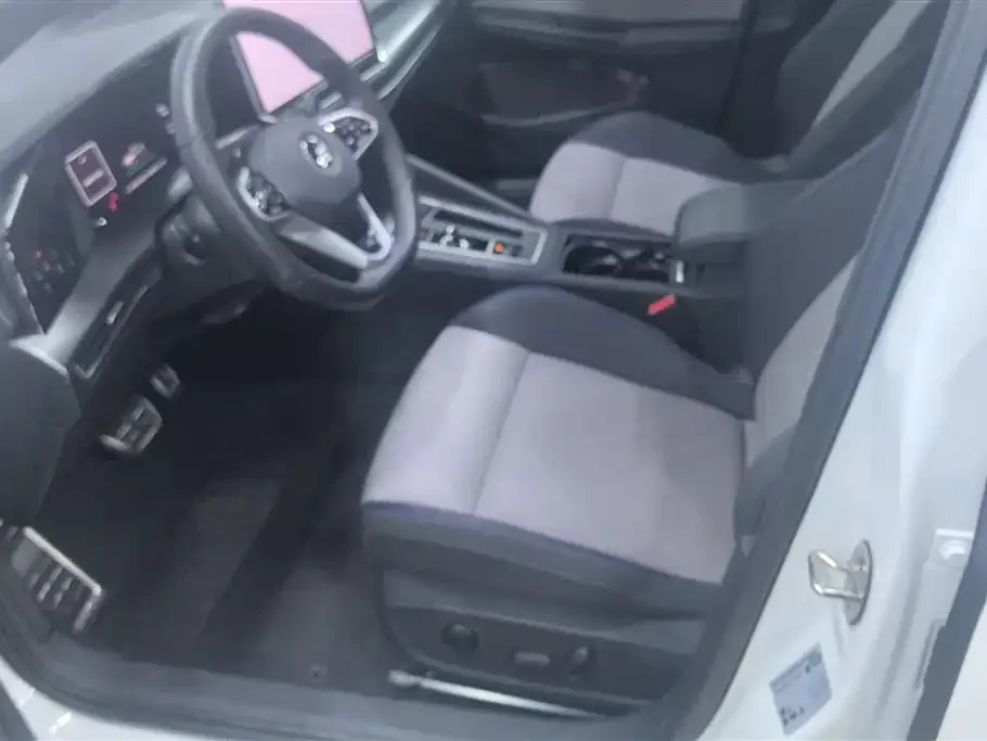 Volkswagen Golf 2025 из CN, фото 3