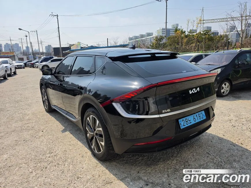 Kia EV6 2023 из KR, фото 3