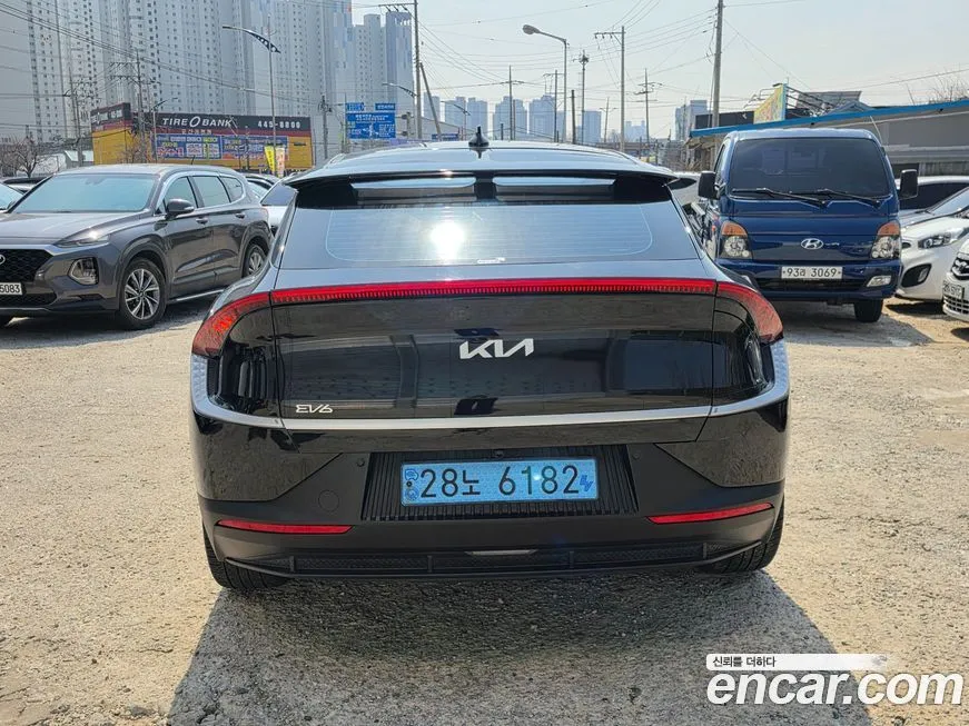 Kia EV6 2023 из KR, фото 9