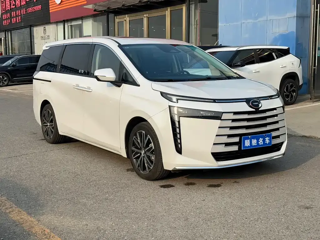 GAC Motor Trumpchi E8 — фото 6