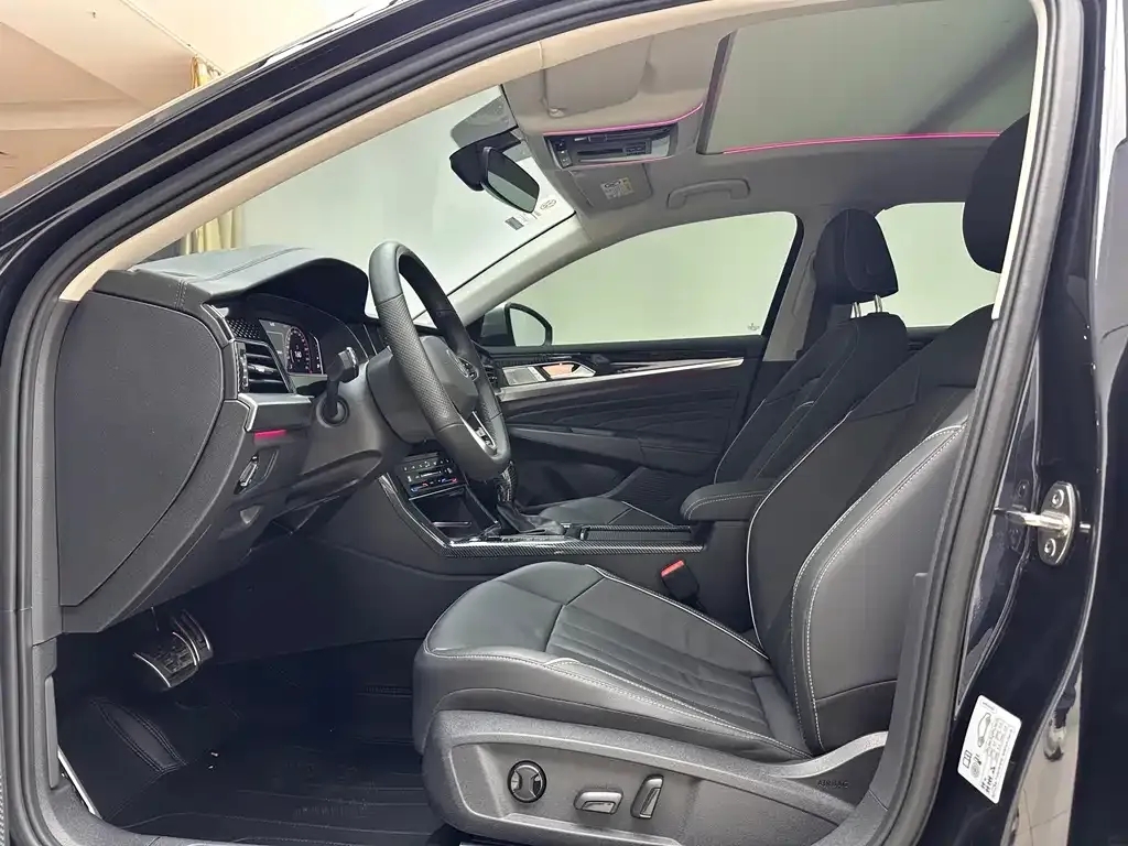 Volkswagen Passat — фото 9
