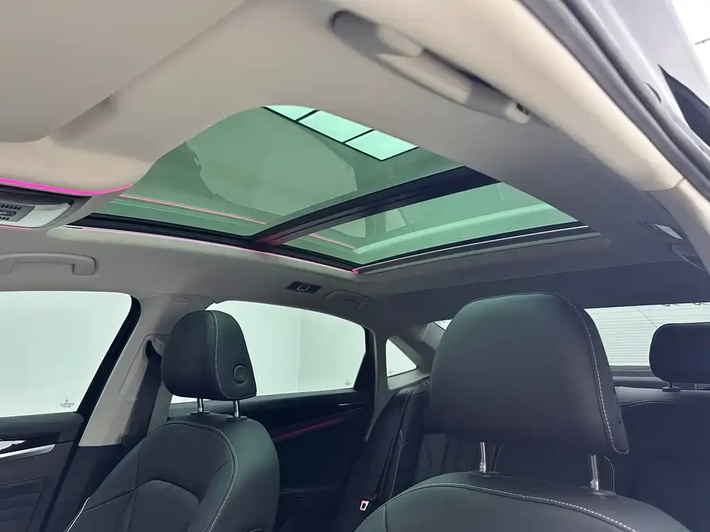 Volkswagen Passat — фото 3