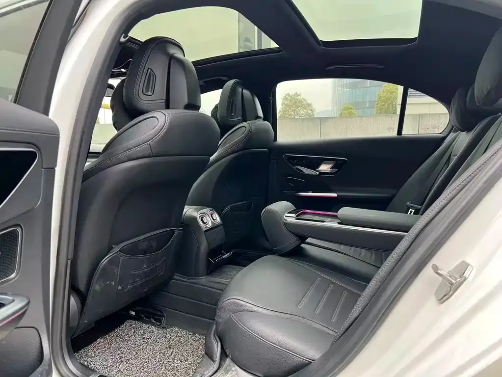 Mercedes-Benz C-Class 2024 из CN, фото 3