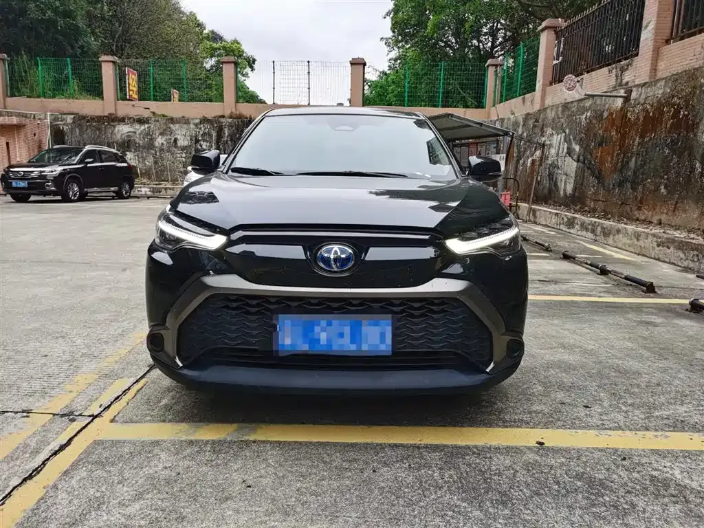 Toyota Frontlander 2023 из CN, фото 8