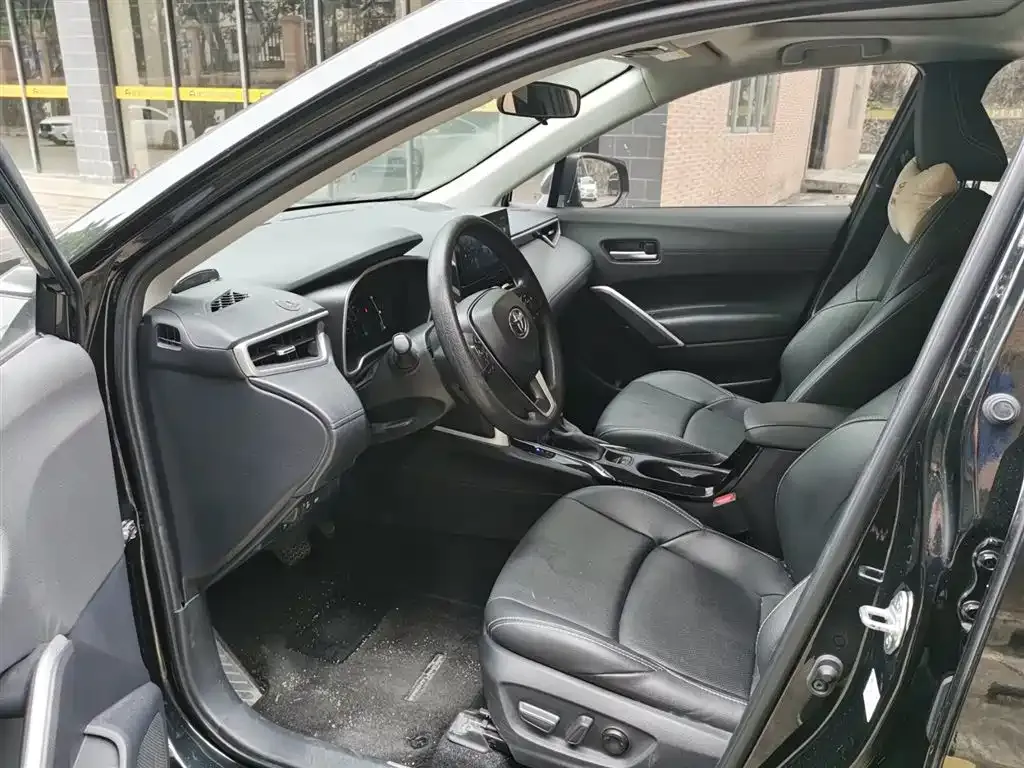 Toyota Frontlander 2023 из CN, фото 5