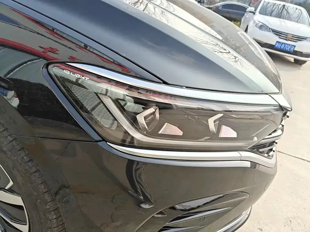 Volkswagen Passat — фото 5
