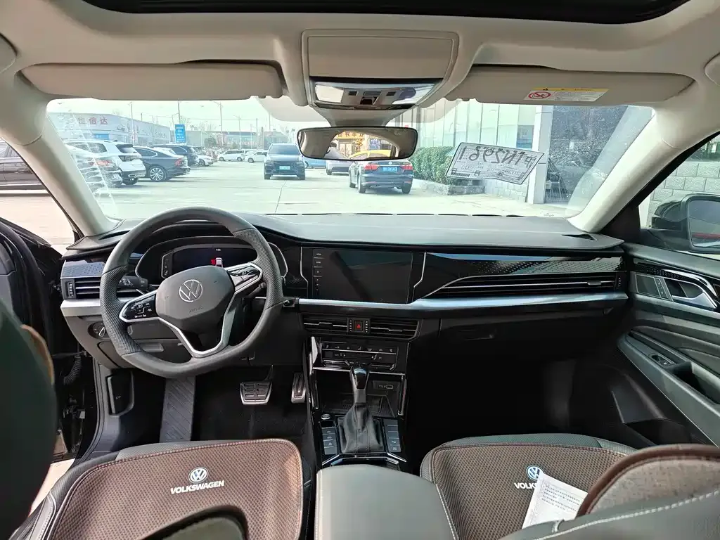 Volkswagen Passat — фото 10