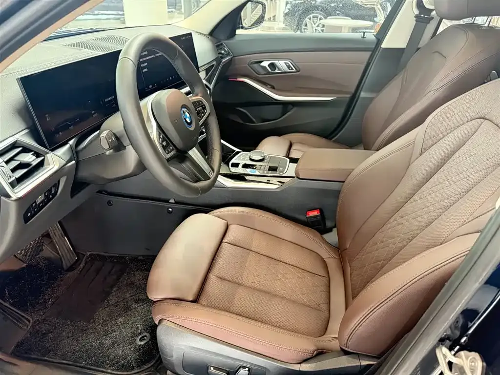 BMW i3 — фото 10