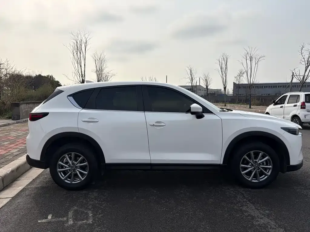 Mazda CX-5 2022 из CN, фото 10