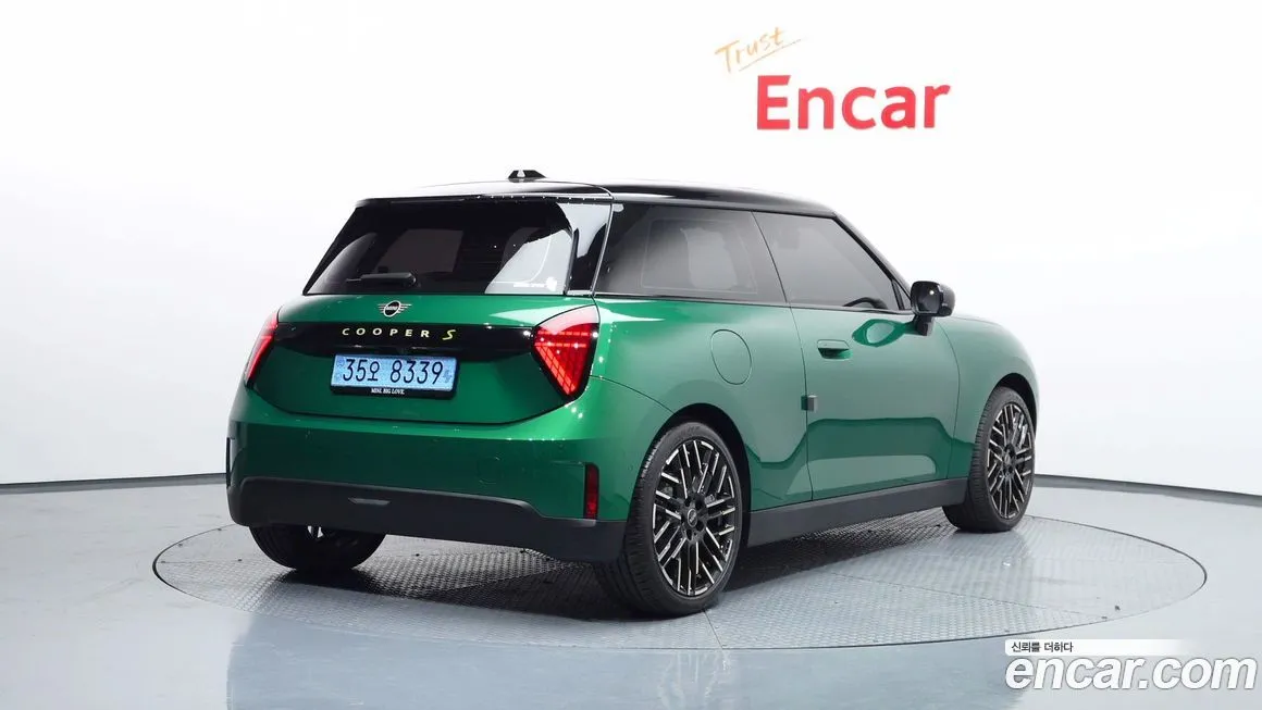 Mini Cooper 2024 из KR, фото 4