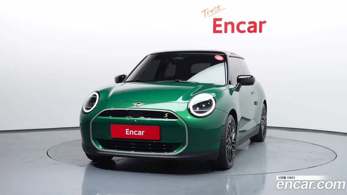 Mini Cooper 2024 из KR, фото 3