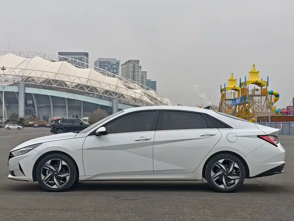 Hyundai Elantra 2021 из CN, фото 8