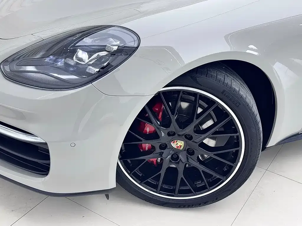 Porsche Panamera — фото 8