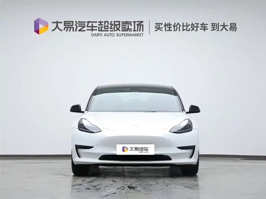 Tesla Model 3 — фото 4