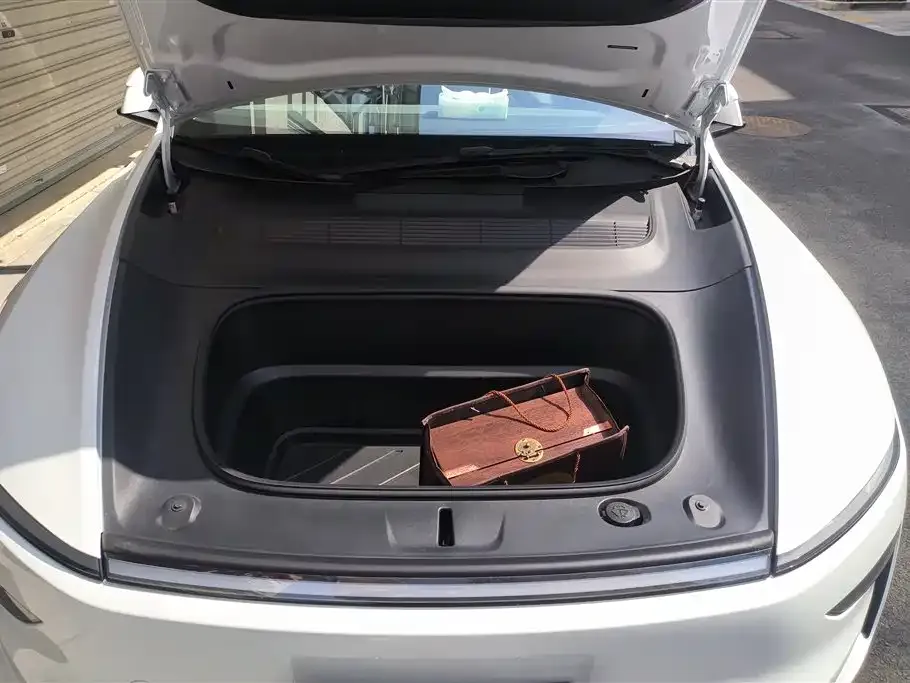 Tesla Model Y 2026 из CN, фото 10
