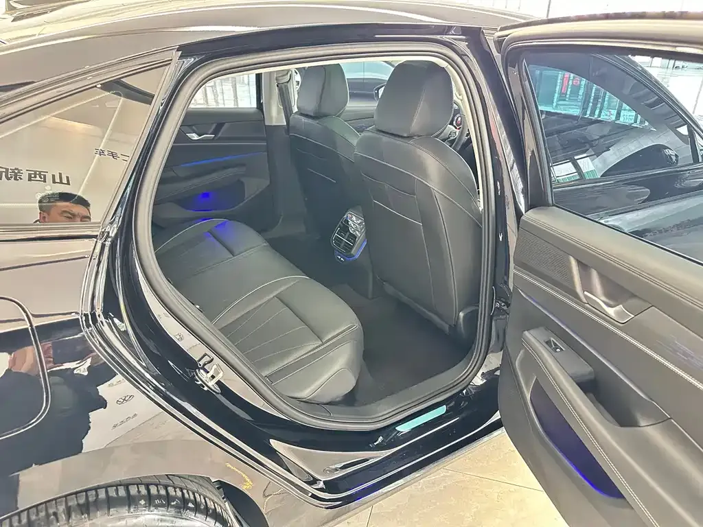 Volkswagen Passat — фото 2