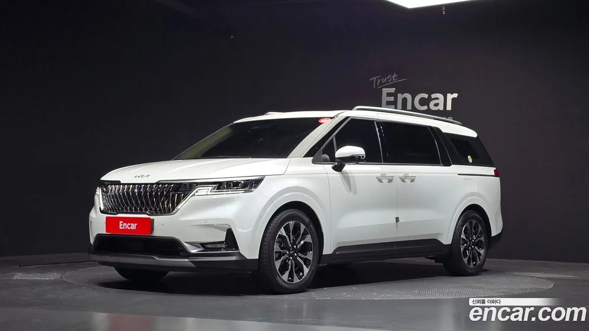 Kia Carnival 2023 из KR, фото 1