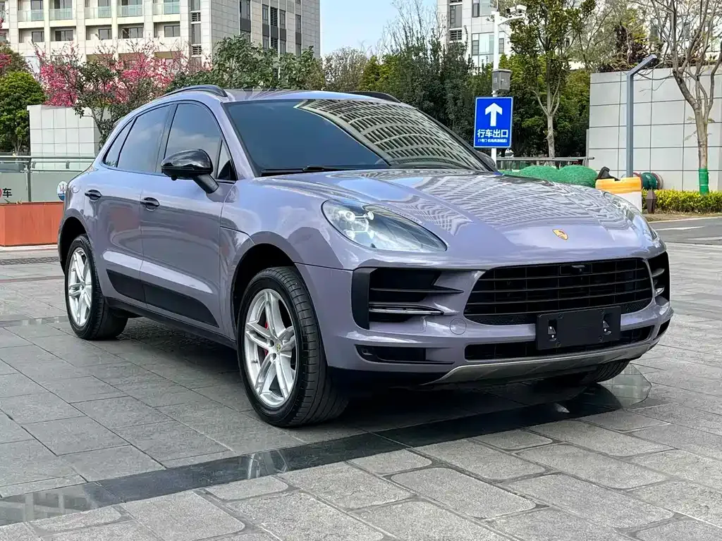 Porsche Macan — фото 1