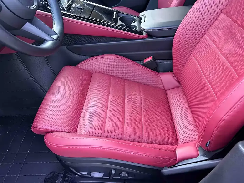 Porsche Panamera 2025 из CN, фото 7
