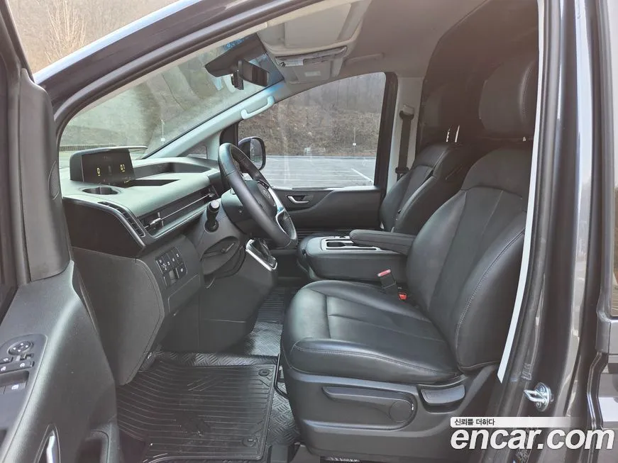 Hyundai Staria 2023 из KR, фото 4