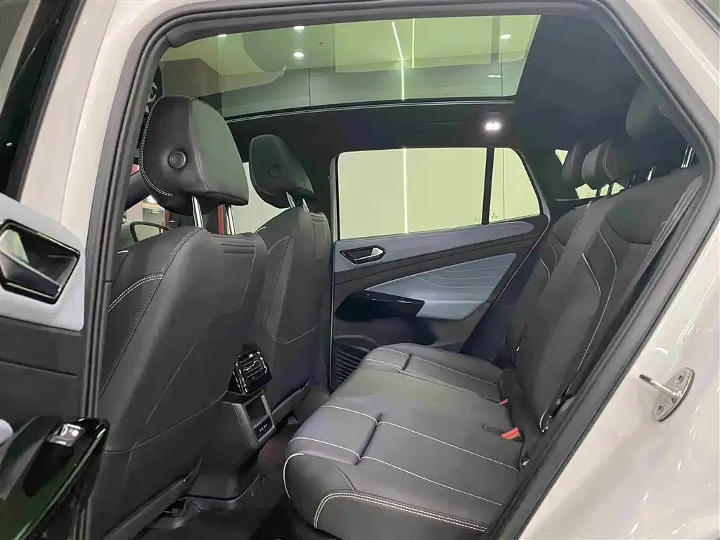 Volkswagen ID.4 X 2025 из CN, фото 4