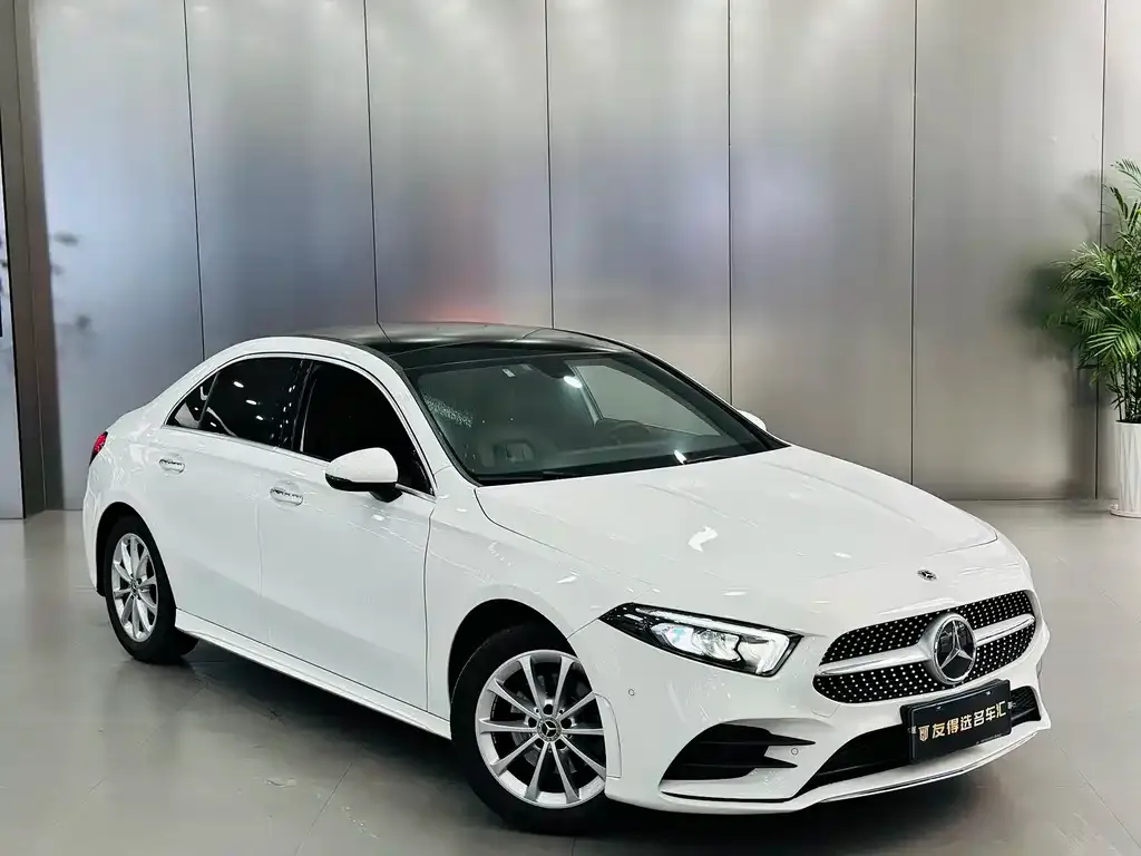 Mercedes-Benz A-Class — фото 7
