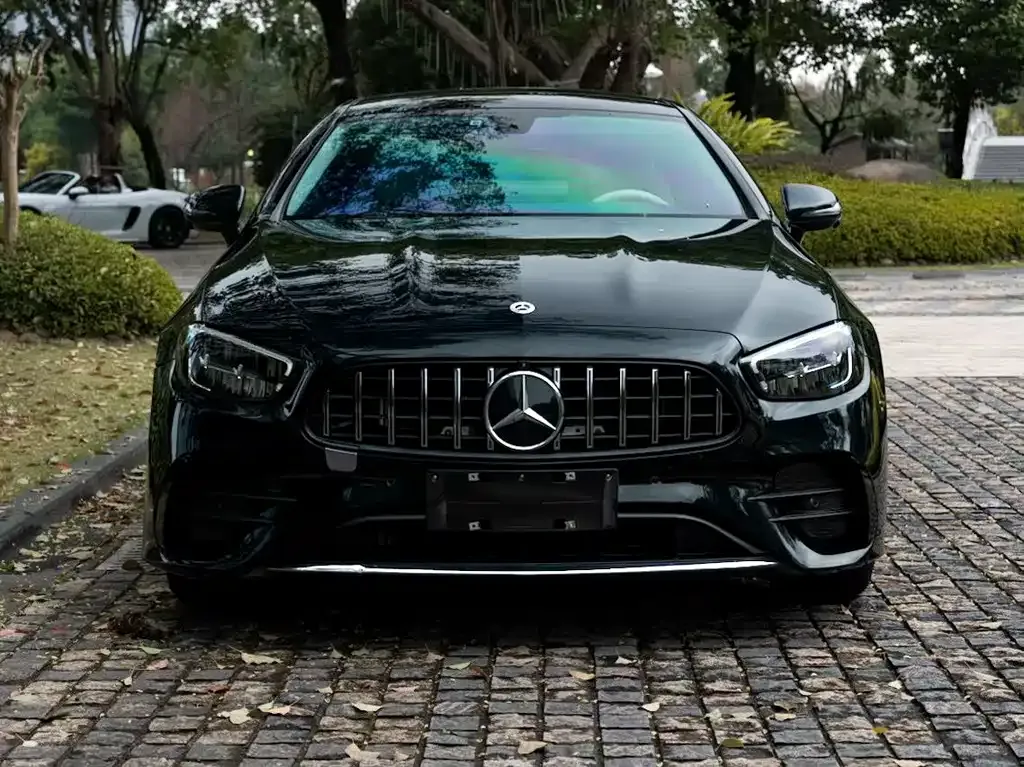 Mercedes-Benz E-Class (Import) — фото 2