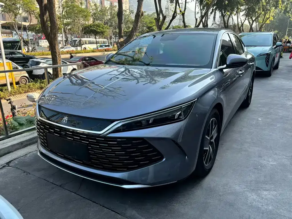 BYD Qin L — фото 1
