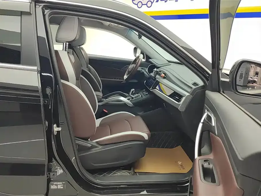 Geely Boyue 2023 из CN, фото 5