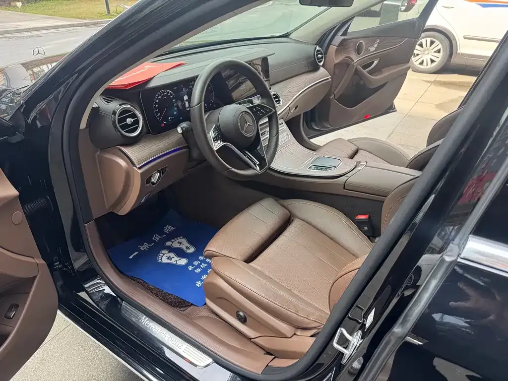 Mercedes-Benz E-Class 2024 из CN, фото 2