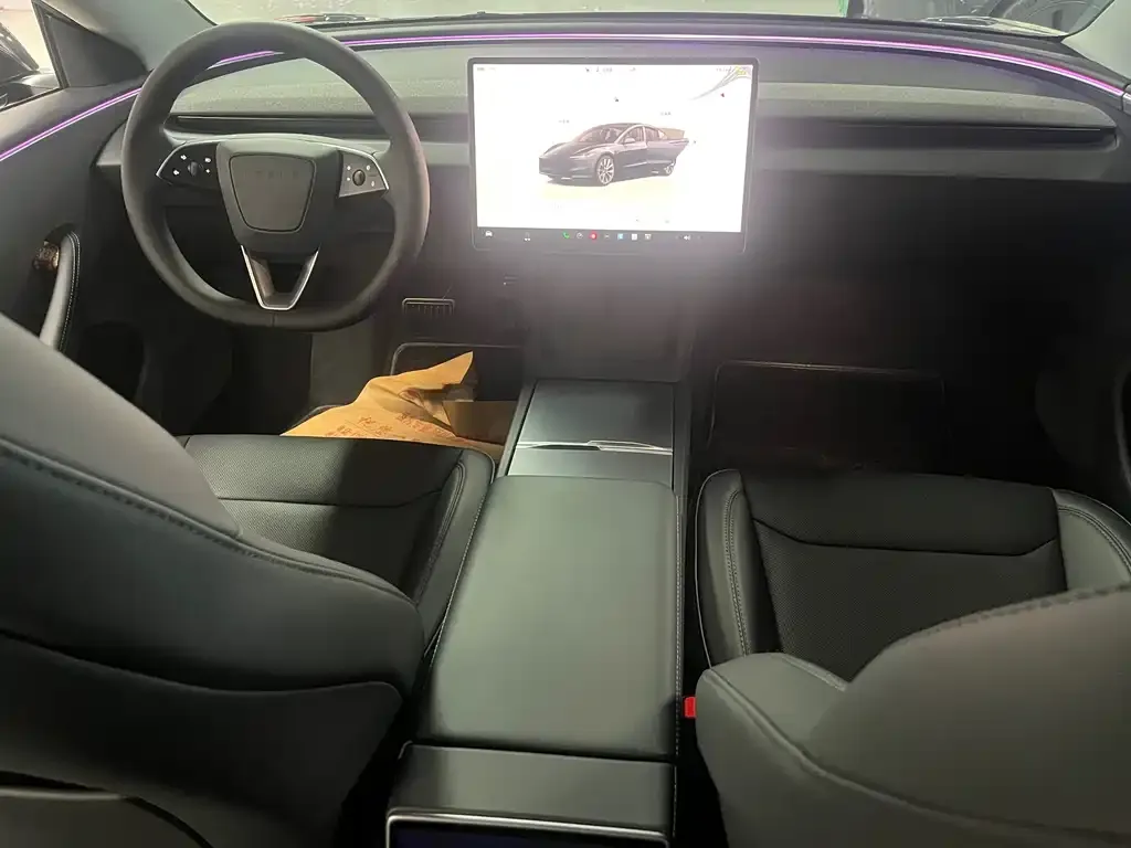 Tesla Model 3 — фото 3