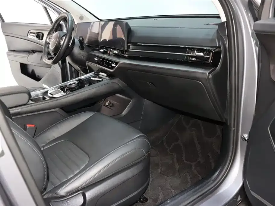 Kia Sportage 2024 из CN, фото 8
