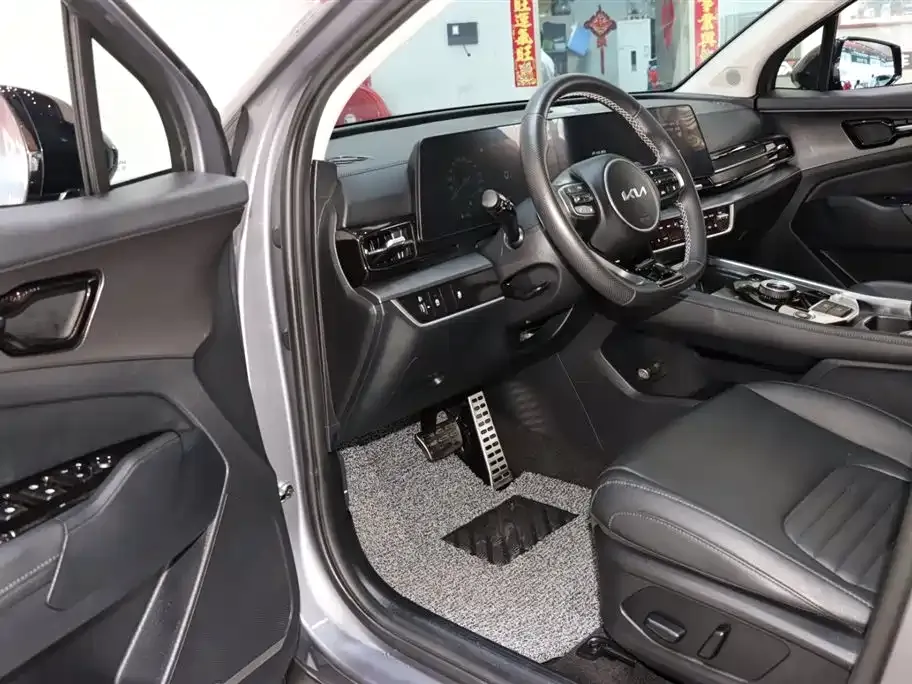 Kia Sportage 2024 из CN, фото 10