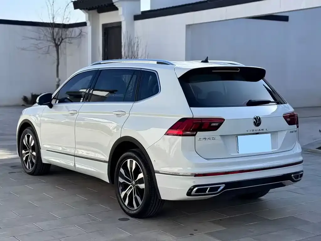 Volkswagen Tiguan L 2024 из CN, фото 9
