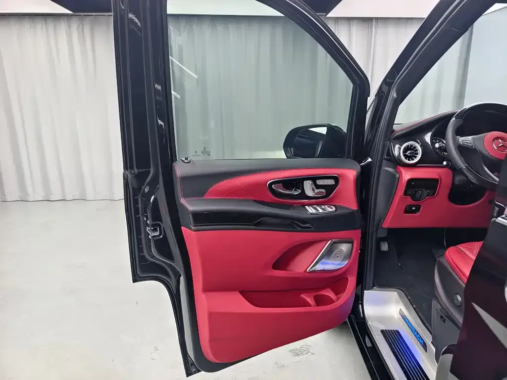 Mercedes-Benz Vito 2023 из CN, фото 9