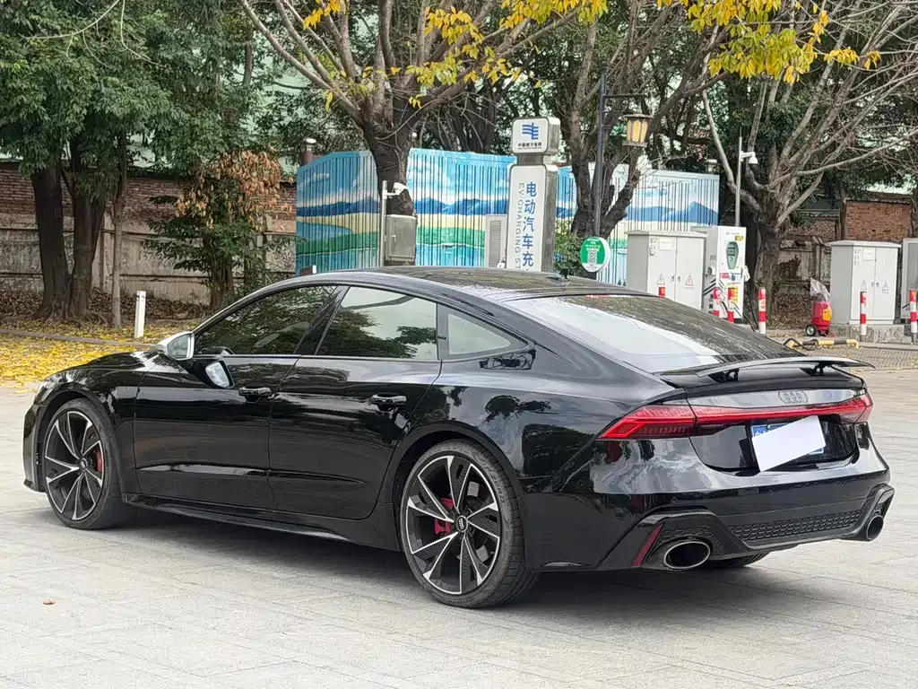Audi S7 2022 из CN, фото 3