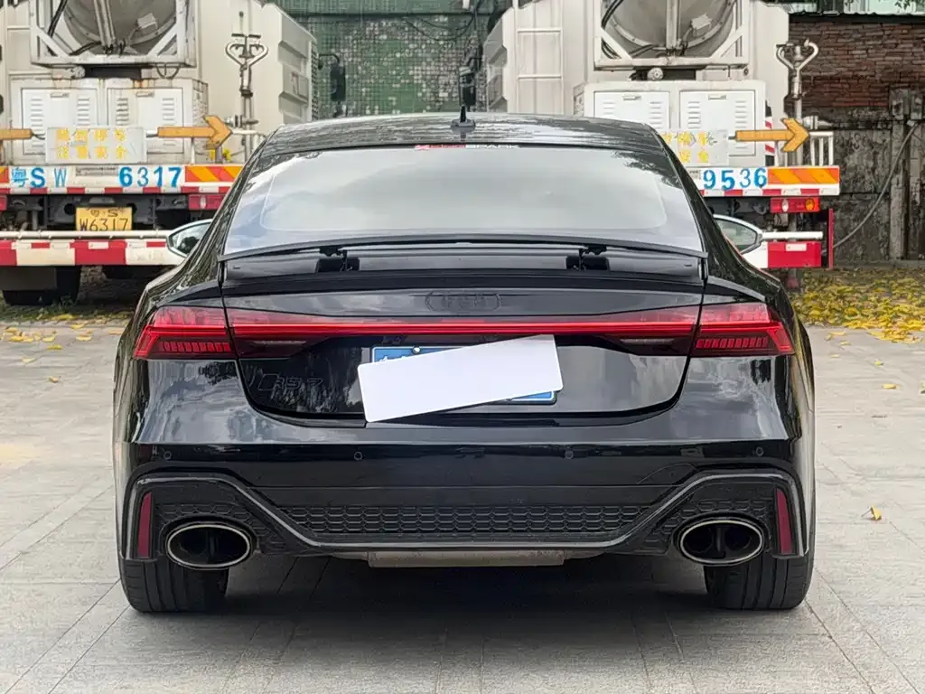 Audi S7 2022 из CN, фото 4