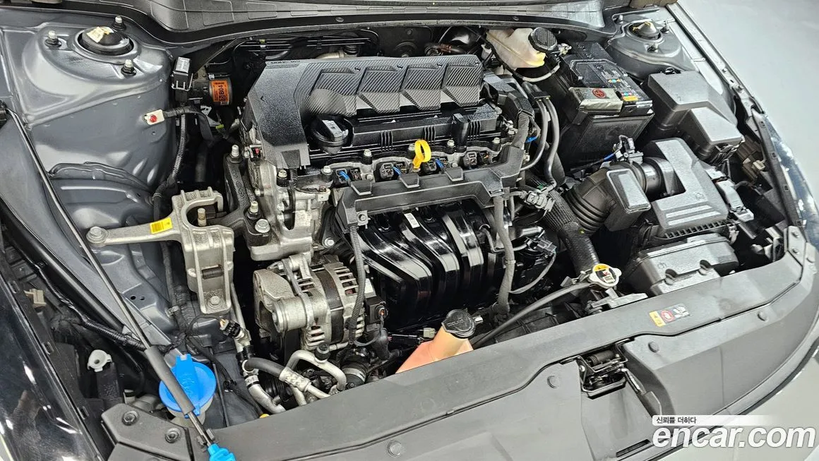Hyundai AVANTE 2021 из KR, фото 8