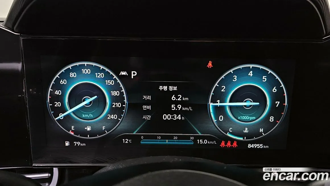 Hyundai AVANTE 2021 из KR, фото 2