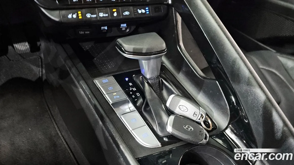 Hyundai AVANTE 2021 из KR, фото 4