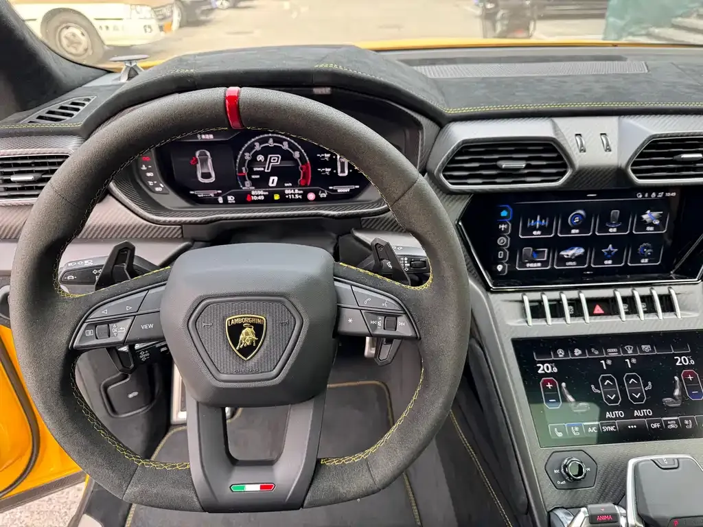 Lamborghini Urus 2023 из CN, фото 7