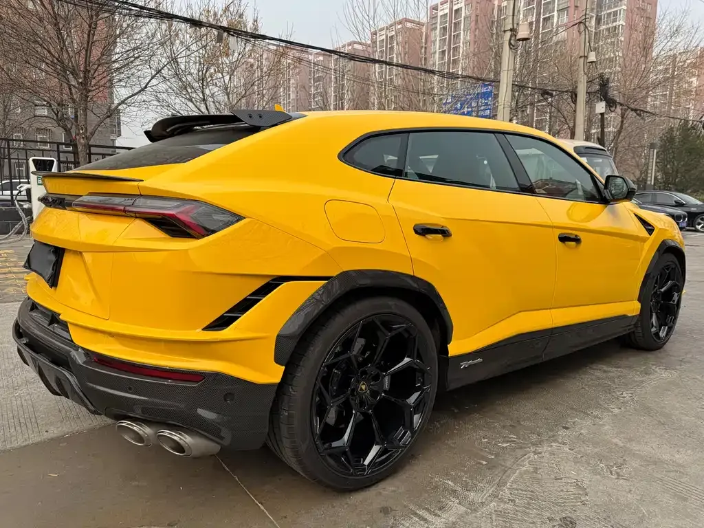 Lamborghini Urus 2023 из CN, фото 10
