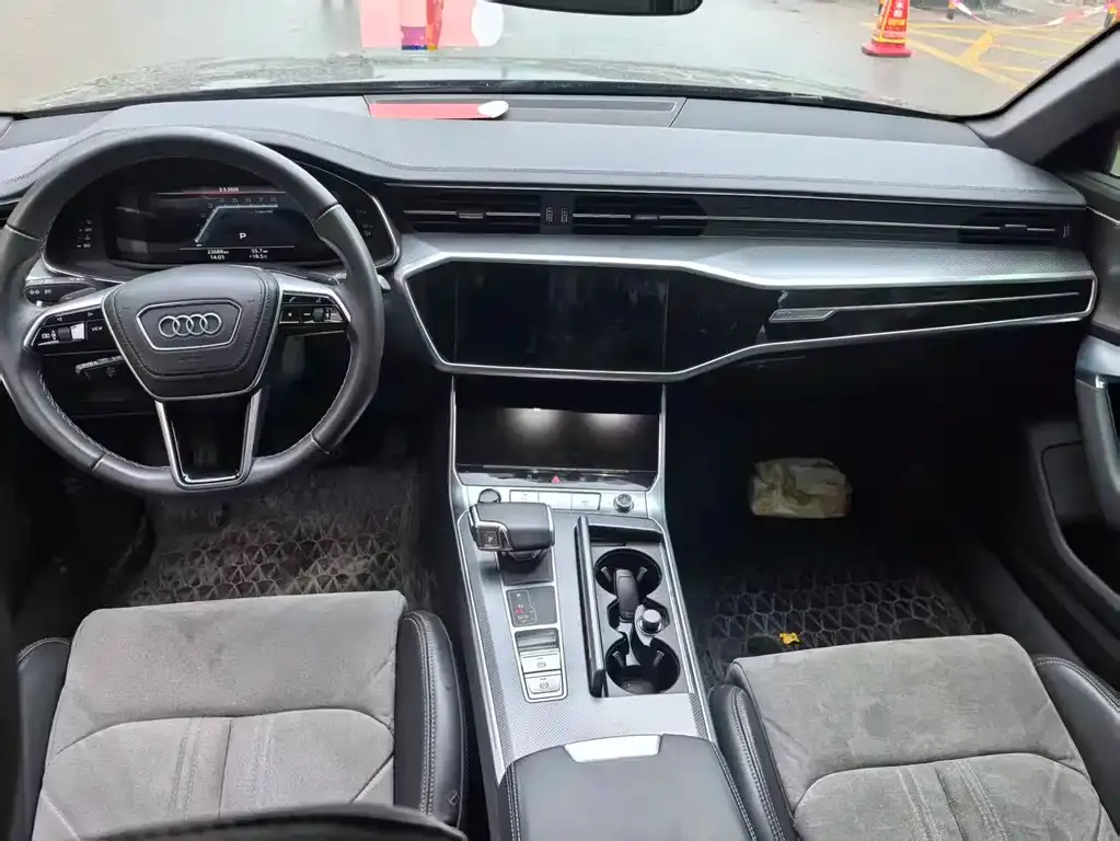 Audi A6L 2024 из CN, фото 2