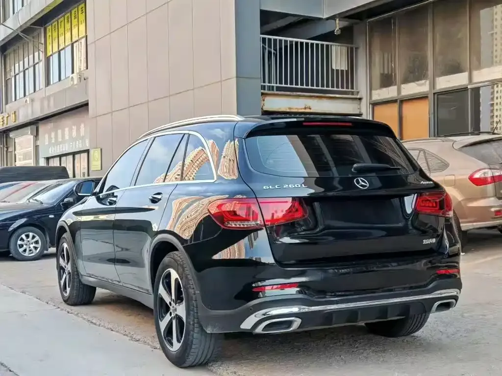Mercedes-Benz GLC — фото 4