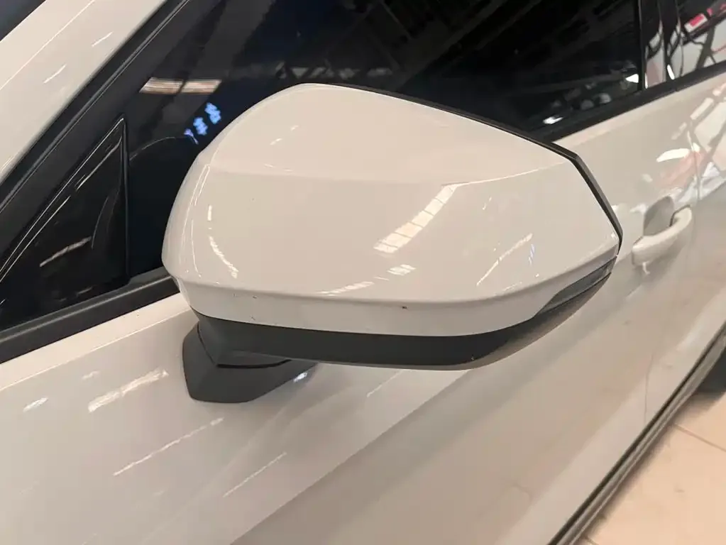 Audi Q2L 2021 из CN, фото 3